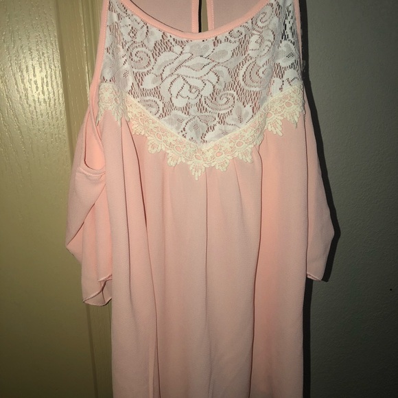 Selling Plus size tops - Picture 8 of 8